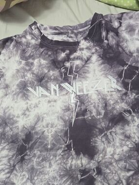 Van WEEZER XL Sweatshirt